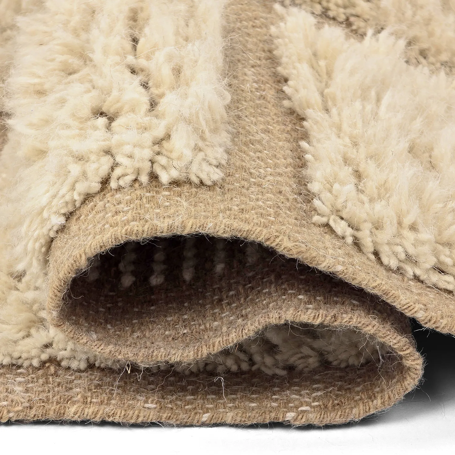 Tapetes felpudos - Leknes Hand Woven Wool Shaggy (creme)