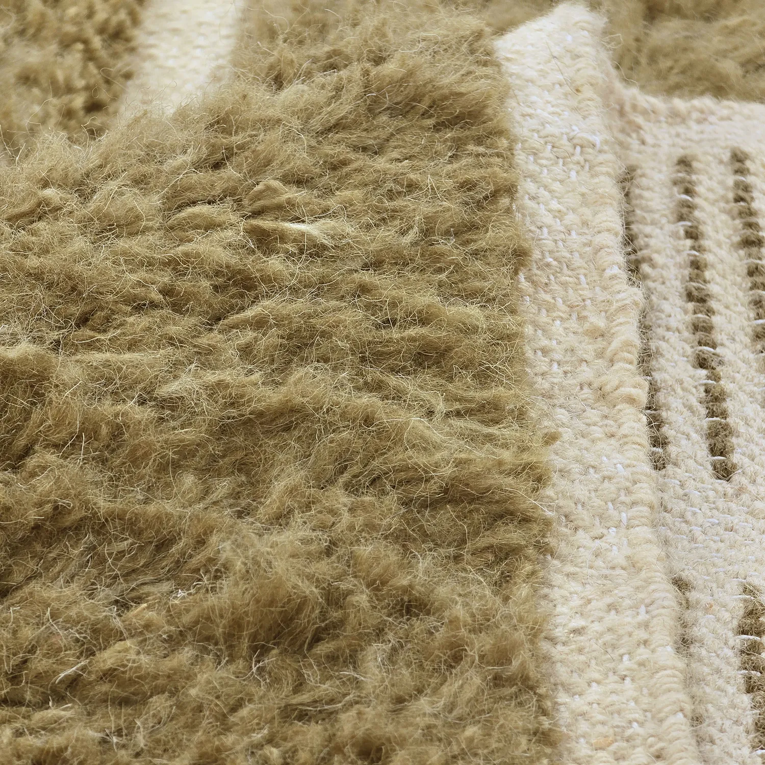 Tapetes felpudos - Leknes Hand Woven Wool Shaggy (verde)