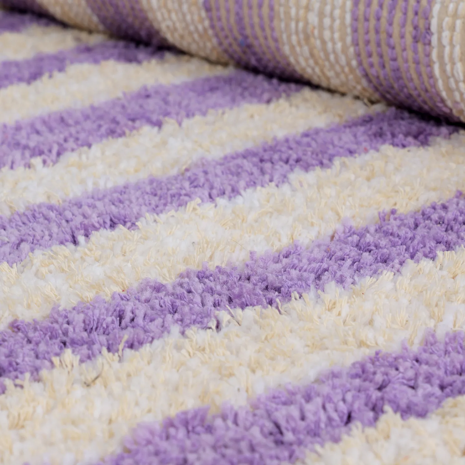 Tapetes felpudos - Thira Stripe Cotton Shaggy (creme/roxo claro)