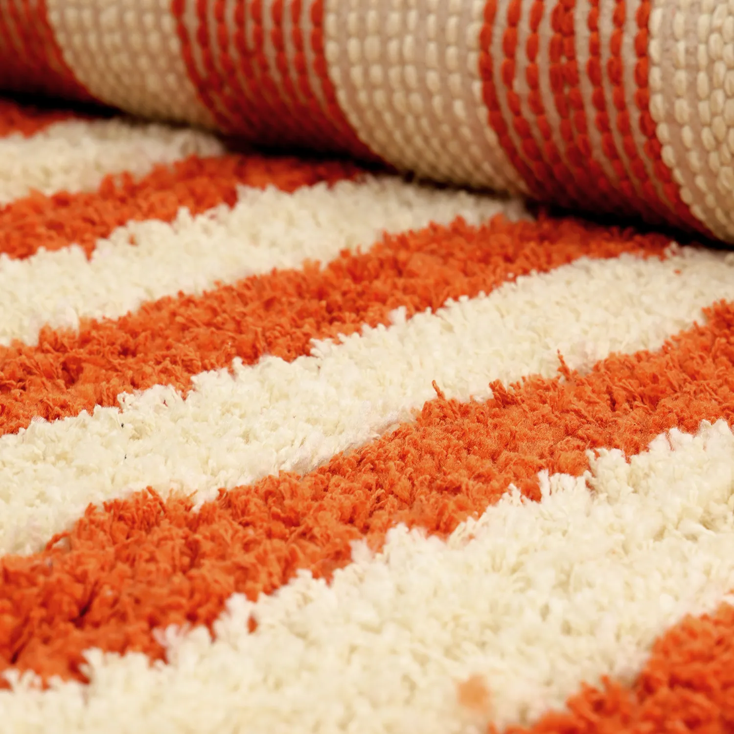 Tapetes felpudos - Thira Stripe Cotton Shaggy (amarelo claro/laranja claro)