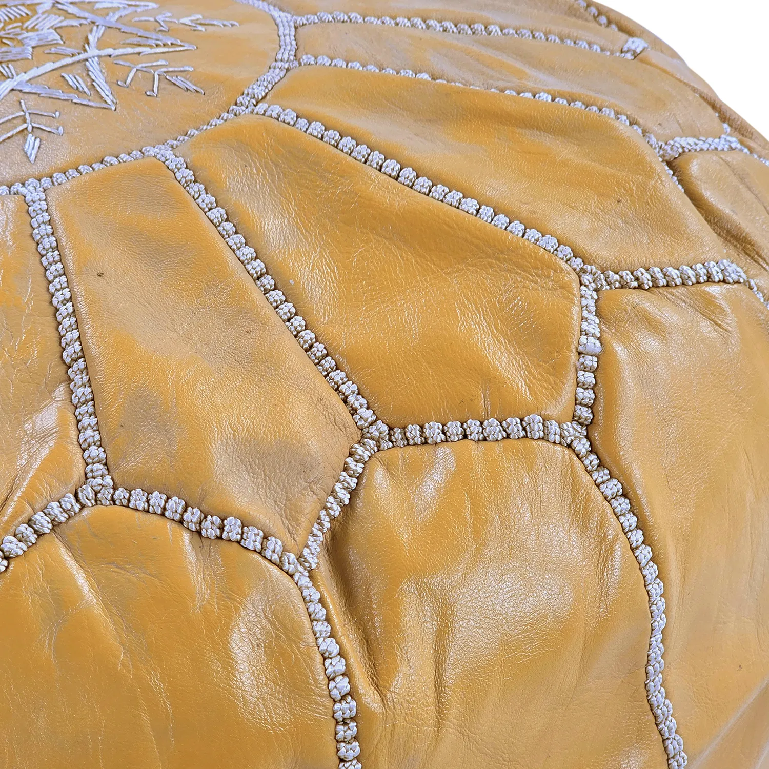 Pufe - Couro Marroquino (amarelo/branco)
