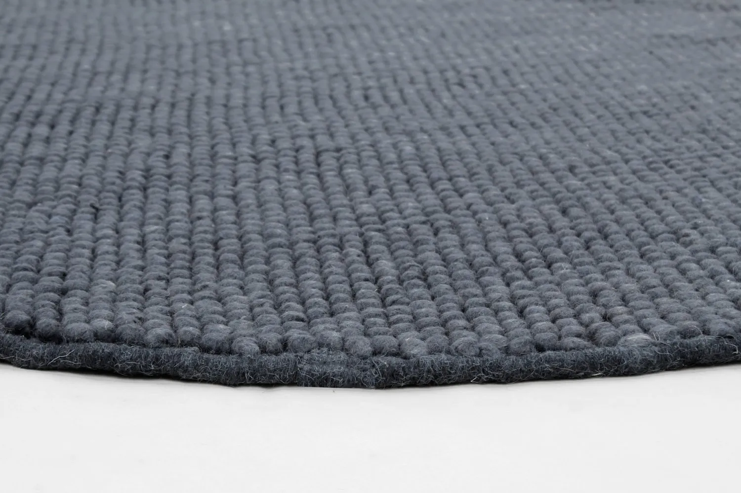 Tapete redondo - Avafors (cinza escuro)