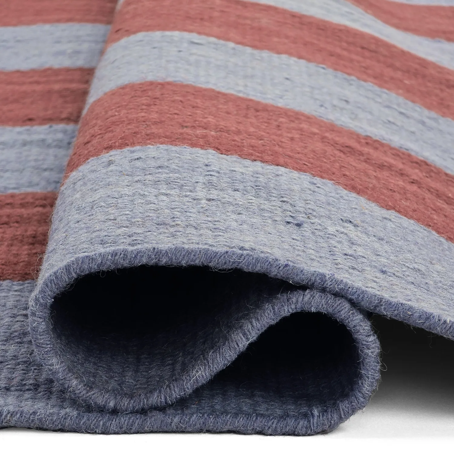 Tapete de lã - Garine (azul/vermelho)