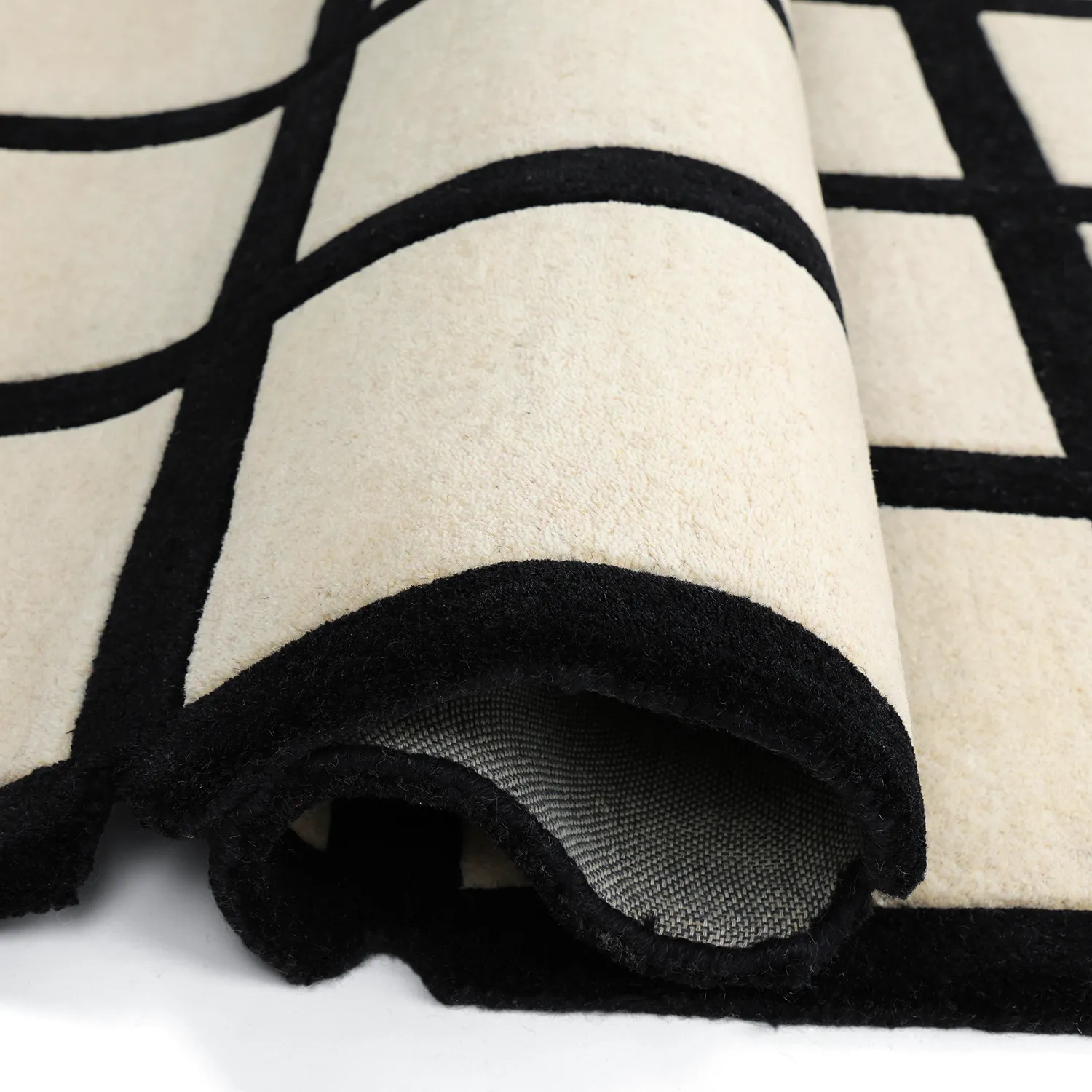 Tapete de lã - Syl Hand Tufted Wool Premium (preto/branco)
