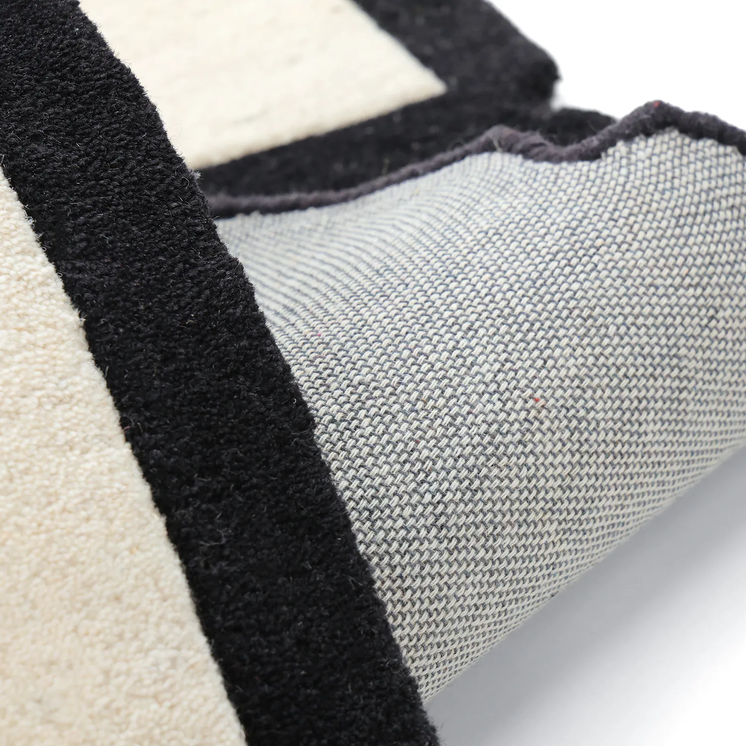 Tapete de lã - Syl Hand Tufted Wool Premium (preto/branco)