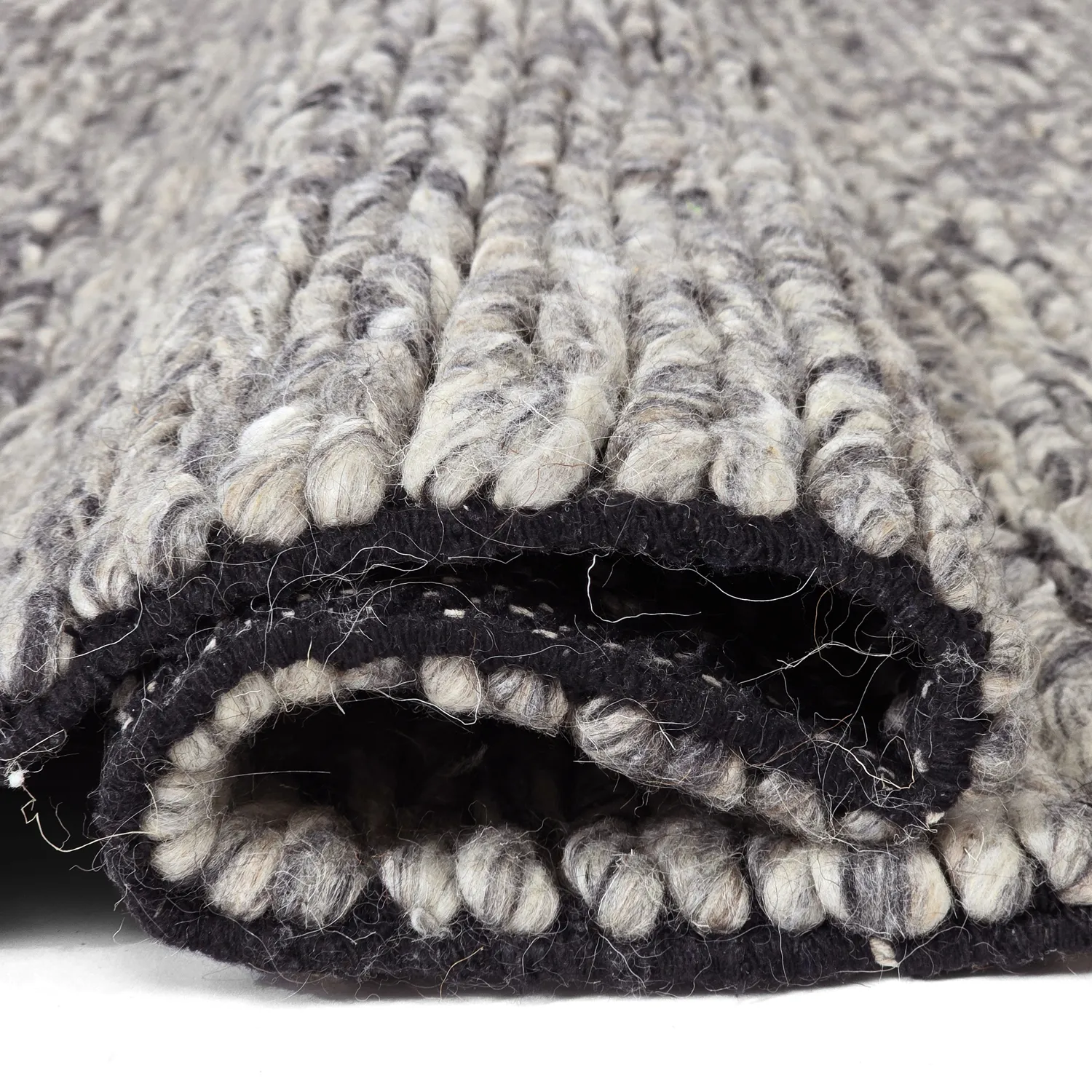 Tapete de lã - Talvia Braided Wool (cinza escuro)