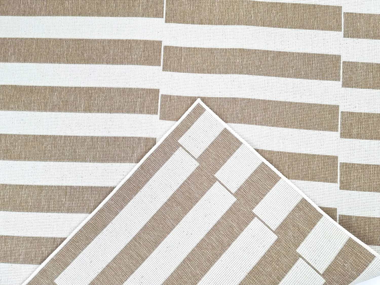 Tapete para interior e exterior - Doyle (bege)