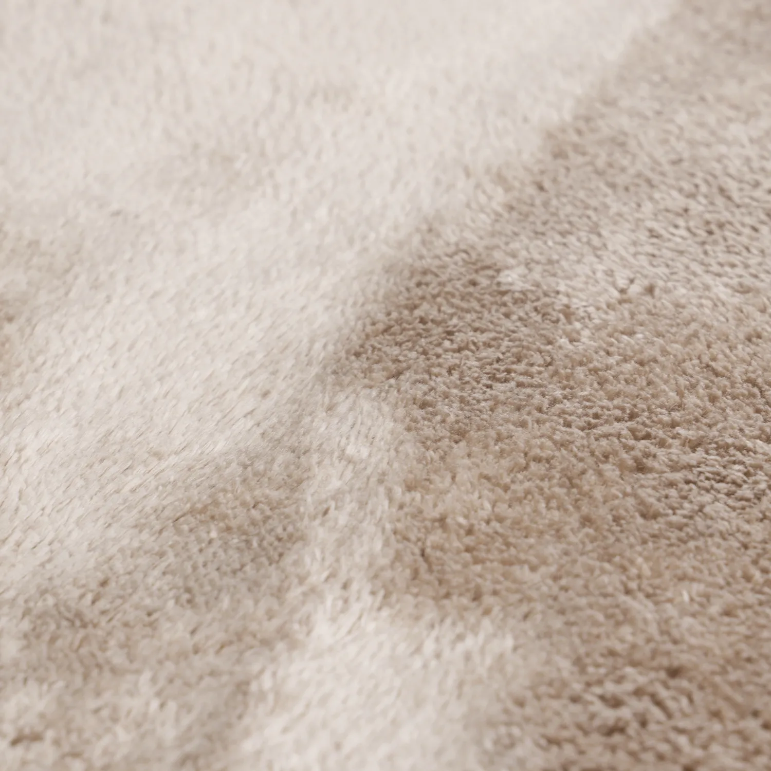 Passadeira Ondulada - Aranga Super Soft Fur (marrom)