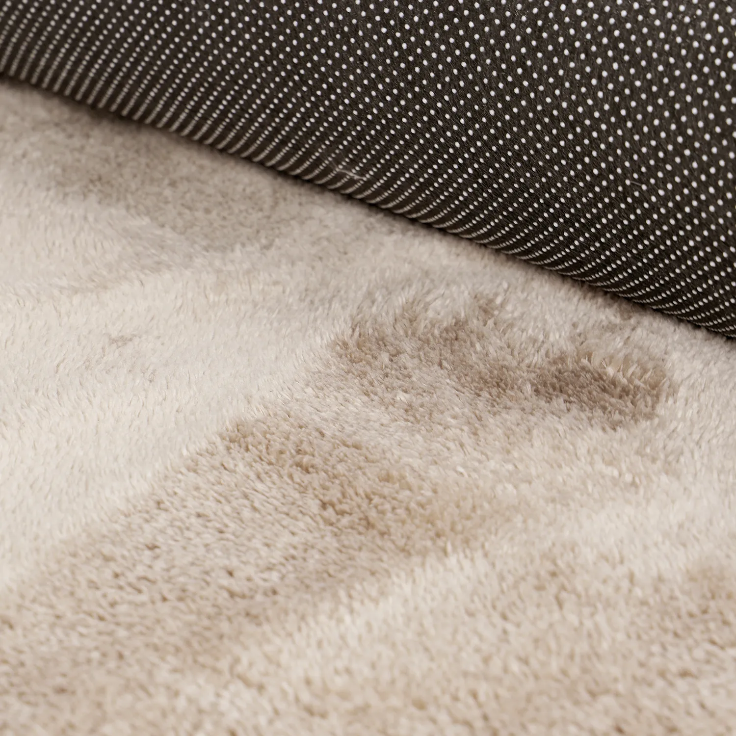Passadeira Ondulada - Aranga Super Soft Fur (marrom)