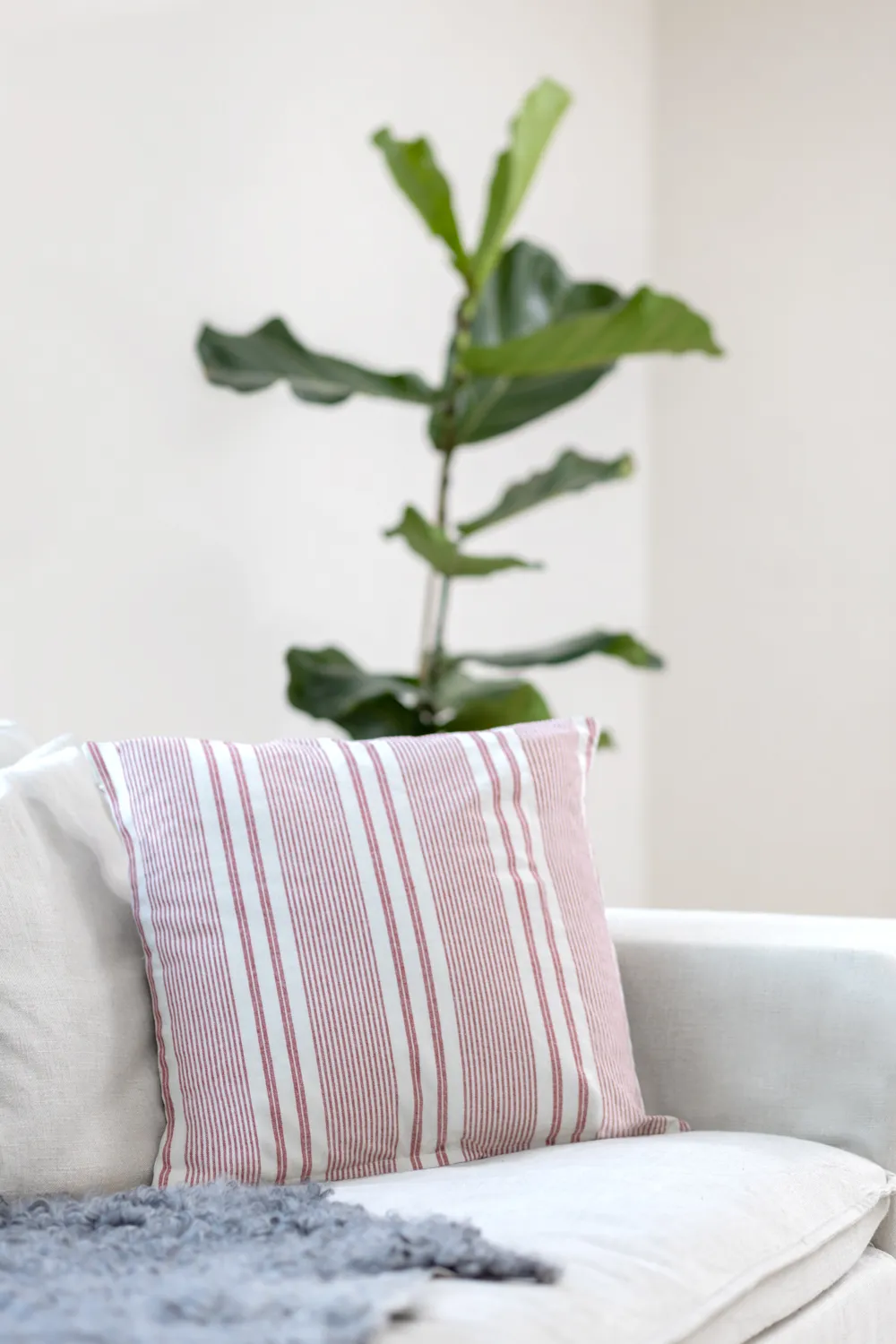 Capa de Almofada - Valerie (vermelho)