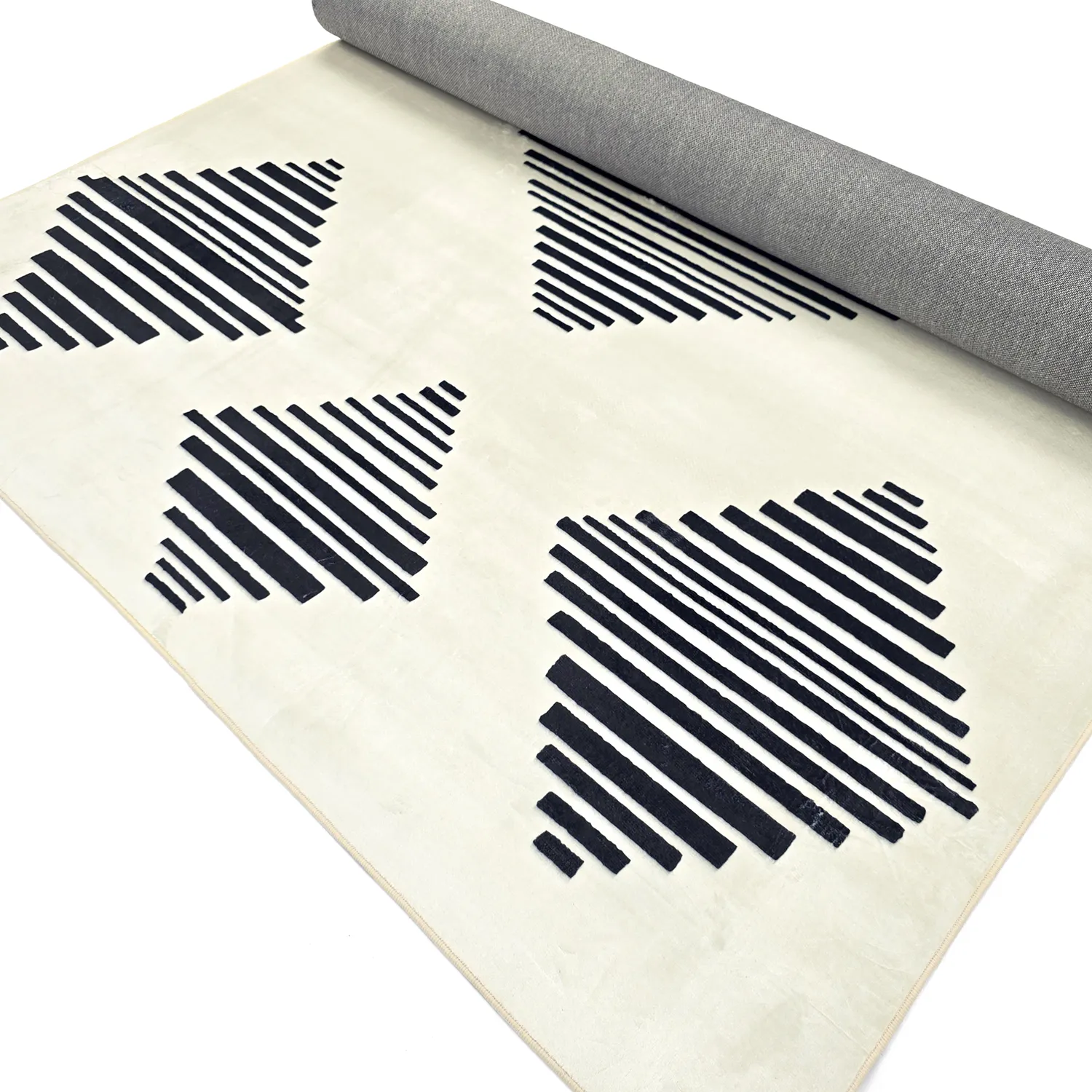 Tapete Wilton - Carmen (creme/preto)