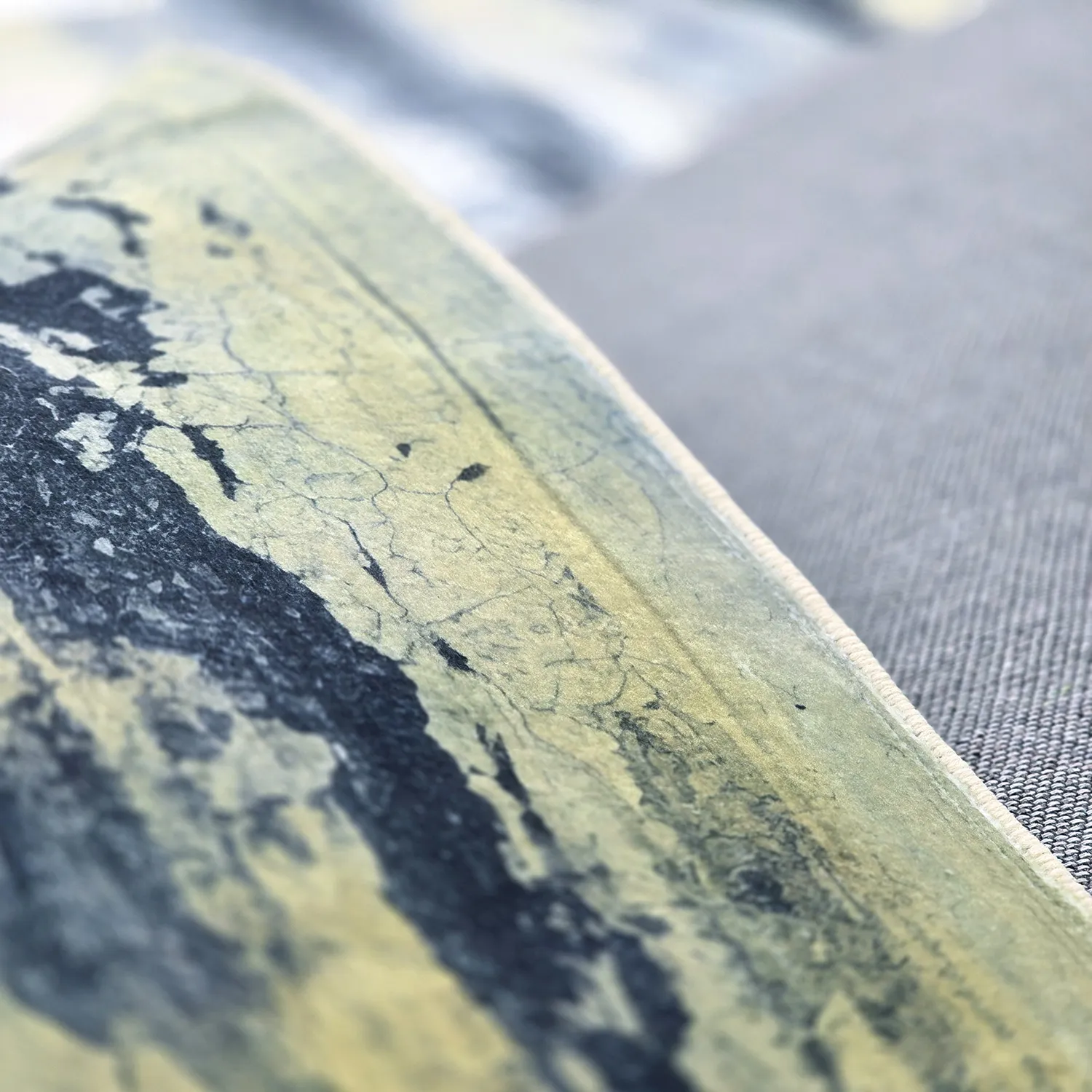 Tapete Wilton - Dolmio (preto/amarelo)