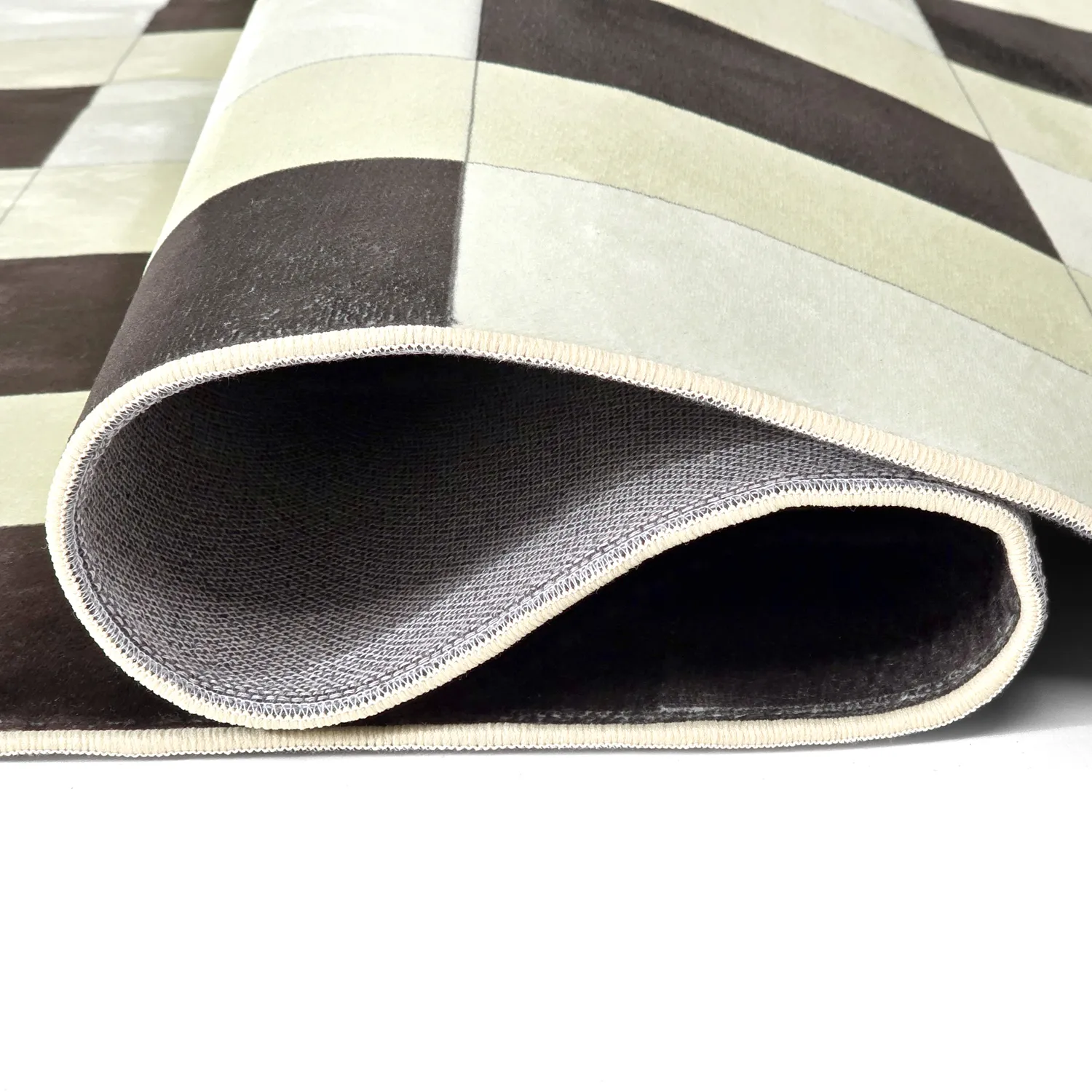 Tapete Wilton - Ferro (marrom/creme)