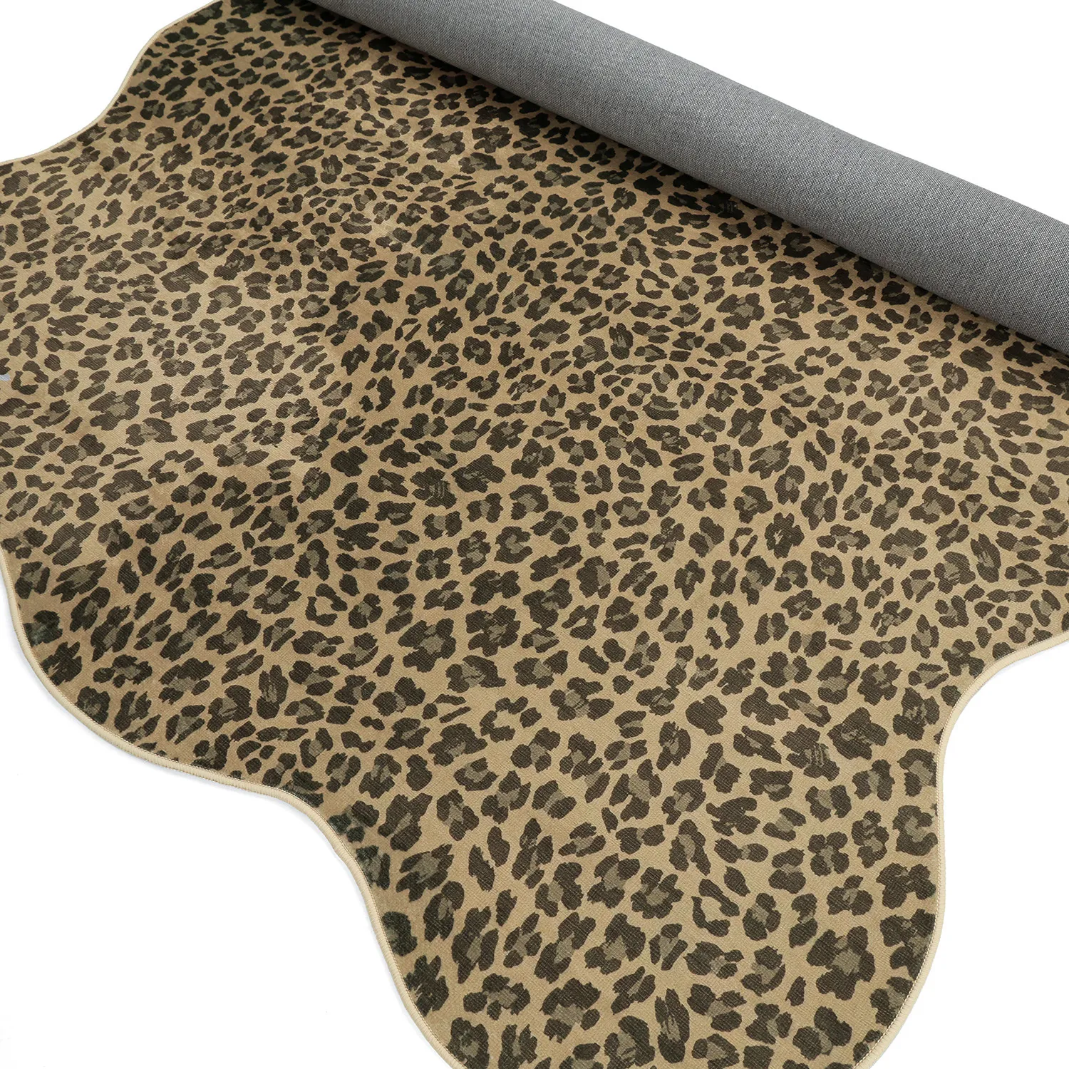 Valovita preproga Wilton - Leopard (marrom)