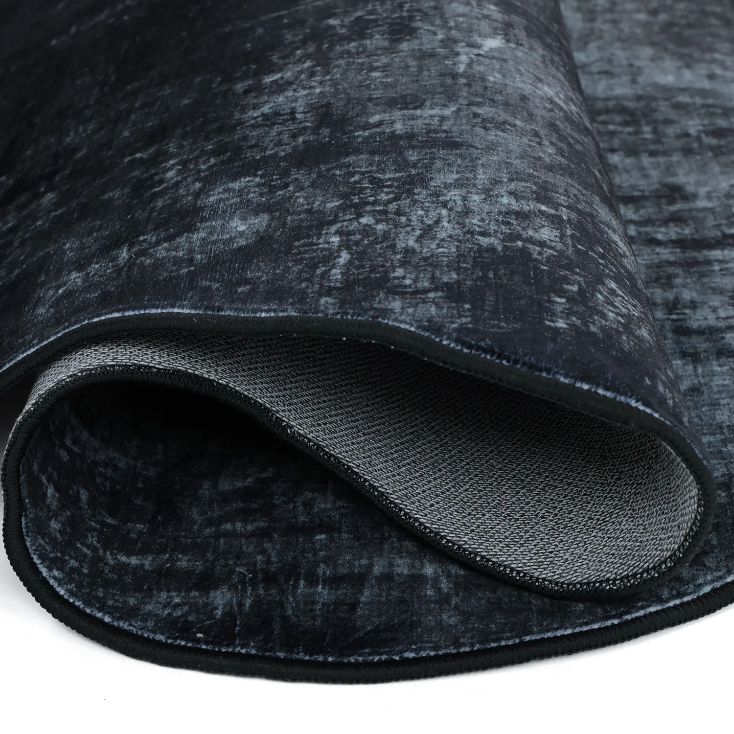 Valovita preproga Wilton - Lynton (preto)